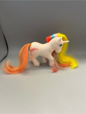 Vintage 1985 MLP My Little Pony Brush N Grow BOUQUET PONY  Hong Kong Unicorn